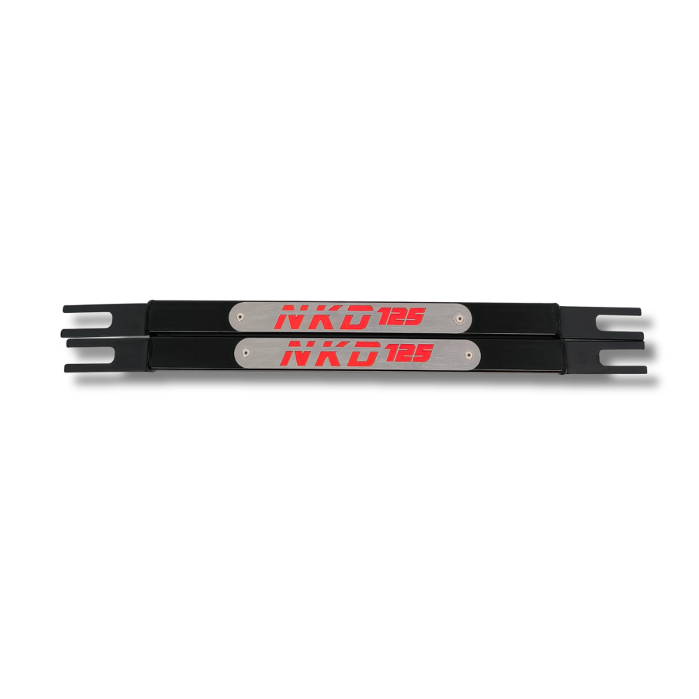 Barra Estabilizadora Trasera Akt NKD 125 Con Emblema inoxidable - Barra de color Negro en Pintura Electrostática